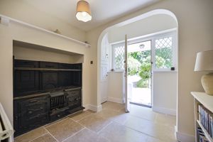 Photo 32- click for photo gallery